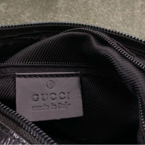 #100 GUCCI Mini Canvas Shoulder Bag - Picture 7 of 11